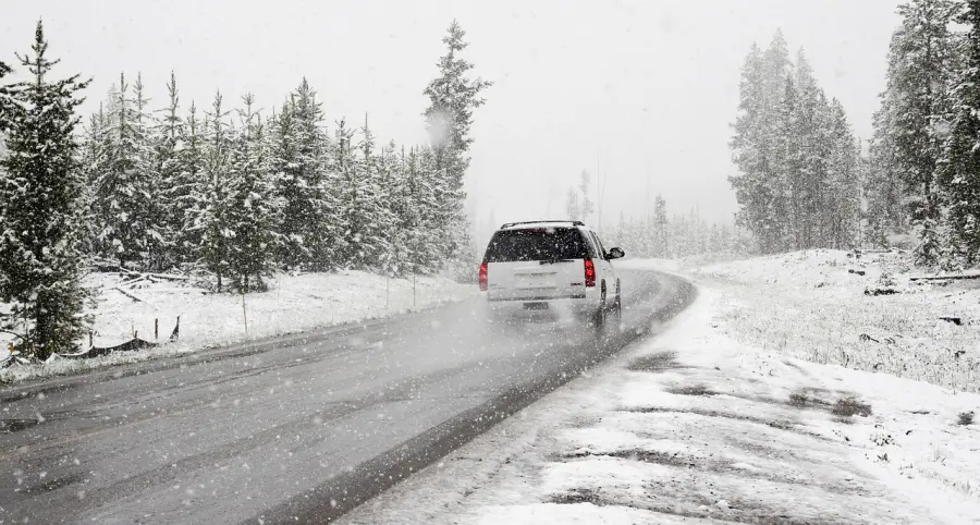 Inverno e neve, come essere preparati per eventuali forti nevicate con le giuste attrezzature